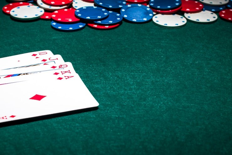 Pengguna menyiapkan catatan bantuan malam